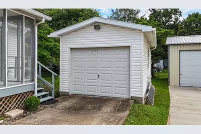 419 Williams Avenue, Williamstown, WV 26187 - Photo 43