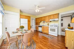419 Williams Ave, Williamstown, WV 26187 - Photo 15
