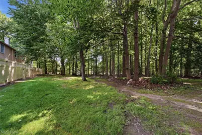 3949 Lake Run Boulevard, Stow, OH 44224 - Photo 23