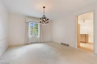 2240 Devonshire Drive NW, Canton, OH 44708 - Photo 5