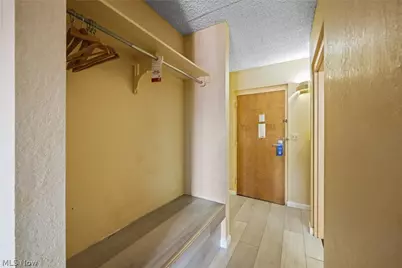 1704 E Perry Street, Port Clinton, OH 43452 - Photo 23