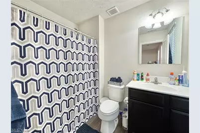 117 Fall Lake Lane, Amherst, OH 44001 - Photo 17
