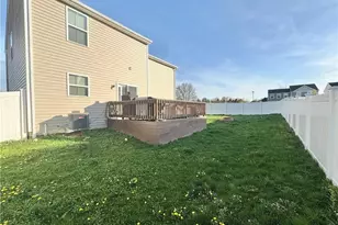 117 Fall Lake Ln, Amherst, OH 44001 - Photo 23