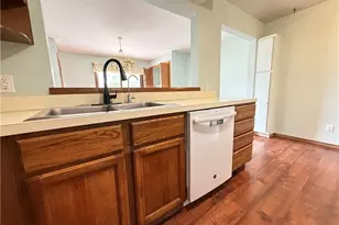 442 N Hambden St, Chardon, OH 44024 - Photo 17