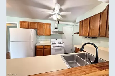 442 N Hambden Street, Chardon, OH 44024 - Photo 15