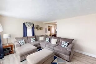 434 Winchester Ave, Youngstown, OH 44509 - Photo 5