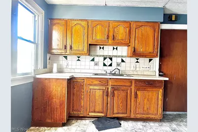 3294 E 105th Street #Up, Loveland, OH 44104 - Photo 7