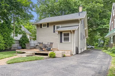 1052 Parkside Drive, Alliance, OH 44601 - Photo 35
