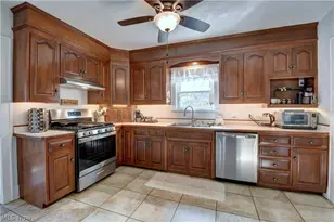 917 W Main St, Sugarcreek, OH 44681 - Photo 21