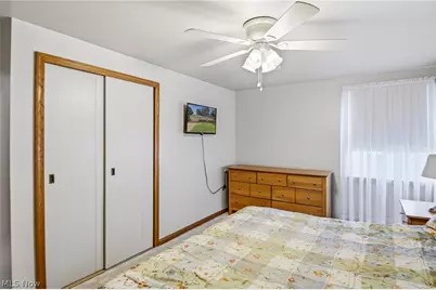 937 Pineview Avenue SE, North Canton, OH 44720 - Photo 15