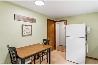 937 Pineview Avenue SE, North Canton, OH 44720 - Photo 9