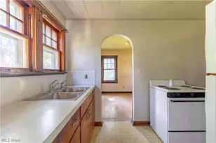 809 Easton St NE, Canton, OH 44721 - Photo 13