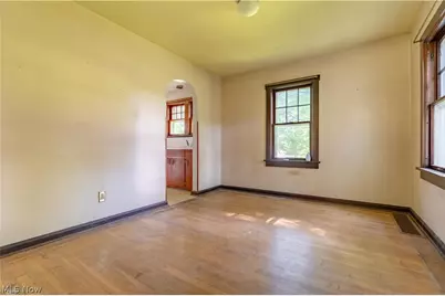 809 Easton Street NE, Canton, OH 44721 - Photo 9