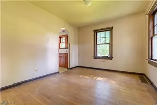 809 Easton St NE, Canton, OH 44721 - Photo 9