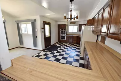 6208 Sylvia Drive, Brook Park, OH 44142 - Photo 9