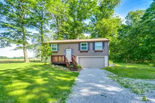9921 Beech St NE, Louisville, OH 44641 - Photo 3