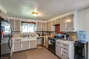 9921 Beech St NE, Louisville, OH 44641 - Photo 19