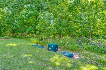 9921 Beech Street NE, Louisville, OH 44641 - Photo 5