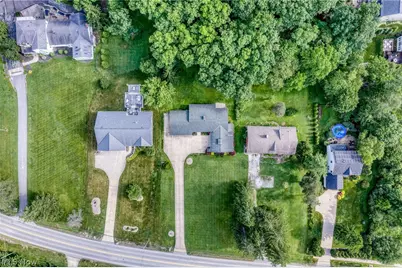 3270 Harris Road, Grandview Heights, OH 44147 - Photo 45