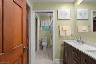 3270 Harris Rd, Grandview Heights, OH 44147 - Photo 23