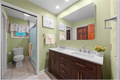 3270 Harris Road, Grandview Heights, OH 44147 - Photo 21