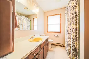 11861 Hidden Lake Dr, Marshallville, OH 44645 - Photo 23