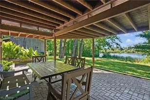 2216 N Medina Line Rd, Akron, OH 44333 - Photo 25