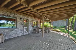 2216 N Medina Line Rd, Akron, OH 44333 - Photo 27