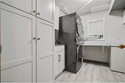 2216 N Medina Line Road, Akron, OH 44333 - Photo 25