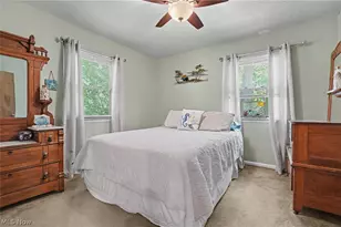 2216 N Medina Line Rd, Akron, OH 44333 - Photo 17