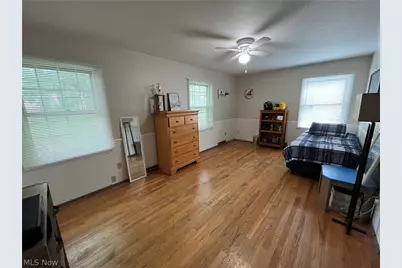 274 Dorchester Road, Akron, OH 44313 - Photo 11
