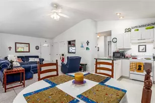 7945 Lakeview Dr, Nashport, OH 43830 - Photo 13