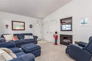 7945 Lakeview Dr, Nashport, OH 43830 - Photo 9