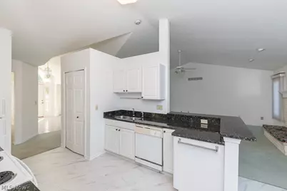 12160 Nathaniel Lane, Twinsburg, OH 44087 - Photo 7
