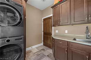 1045 N Quarry Rd, Amherst, OH 44001 - Photo 17
