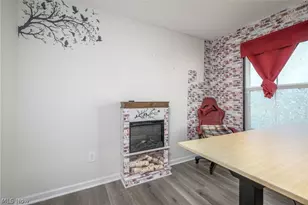 1112 Hidden Lake Blvd, Akron, OH 44312 - Photo 9