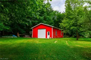 11861 Hidden Lake Dr, Marshallville, OH 44645 - Photo 9