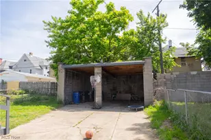 1245 E 113th St, Loveland, OH 44108 - Photo 3