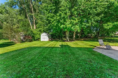 7391 Hidden Glen Drive, Amherst, OH 44001 - Photo 7