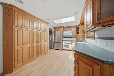 5155 Oakvale Street SW, Canton, OH 44706 - Photo 9