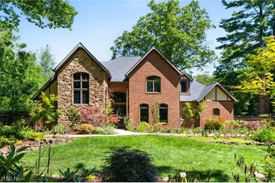 1920 Stockbridge Road, Akron, OH 44313 - Photo 1