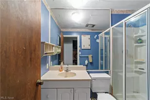 5911 Woodland Dr, North Ridgeville, OH 44039 - Photo 31