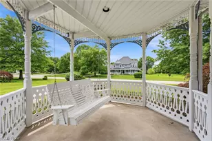 548 Appomattox Ct, LaGrange, OH 44050 - Photo 5