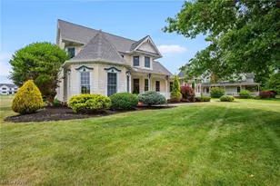 548 Appomattox Ct, LaGrange, OH 44050 - Photo 3