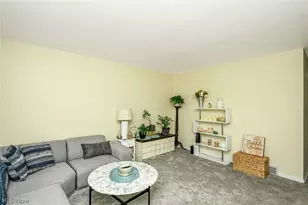 51 Devonshire Dr, Akron, OH 44312 - Photo 23