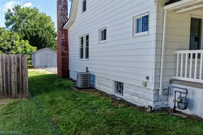 431 Cedar Lane, New Philadelphia, OH 44663 - Photo 33