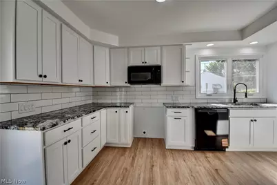 431 Cedar Lane, New Philadelphia, OH 44663 - Photo 13
