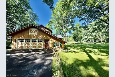 17956 Elliott Drive, Chagrin Falls, OH 44023 - Photo 5