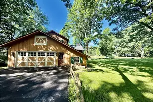 17956 Elliott Dr, Chagrin Falls, OH 44023 - Photo 5