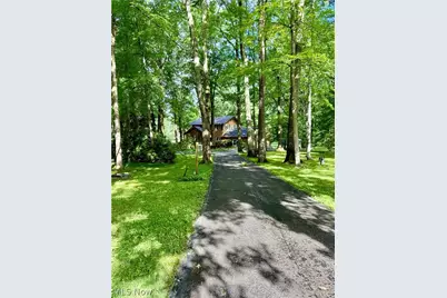 17956 Elliott Drive, Chagrin Falls, OH 44023 - Photo 17